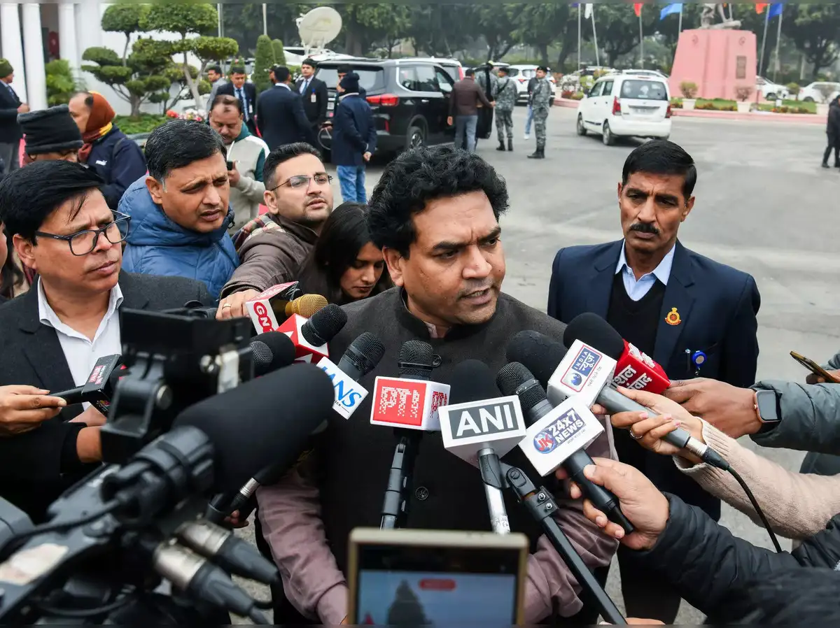 Delhi Assembly issues notices to 3 top Punjab Police officers over FIR against Kapil Mishra, others - The Economic Times