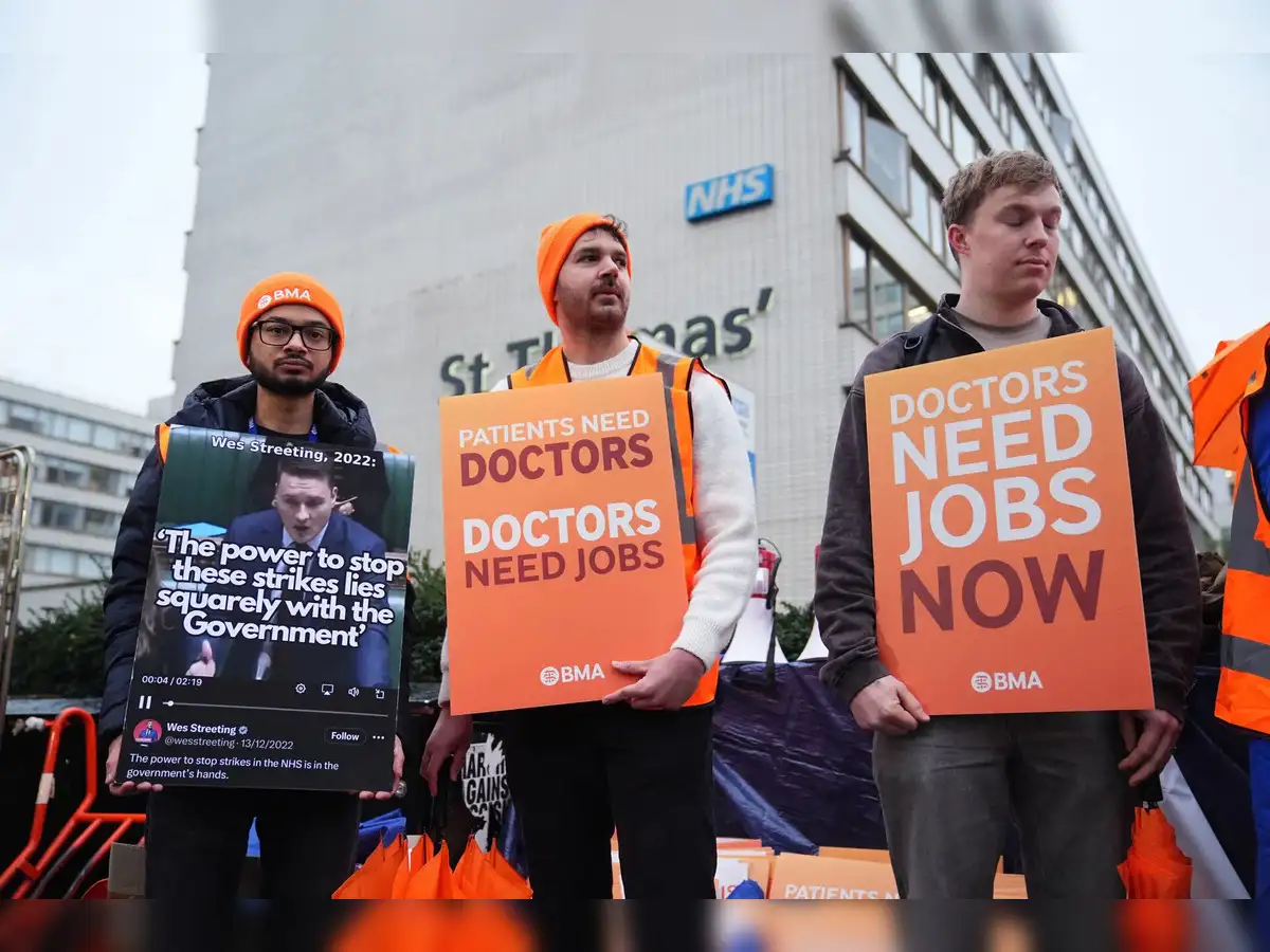 Pay, policy and pressure - Why Indian doctors are quitting the UK