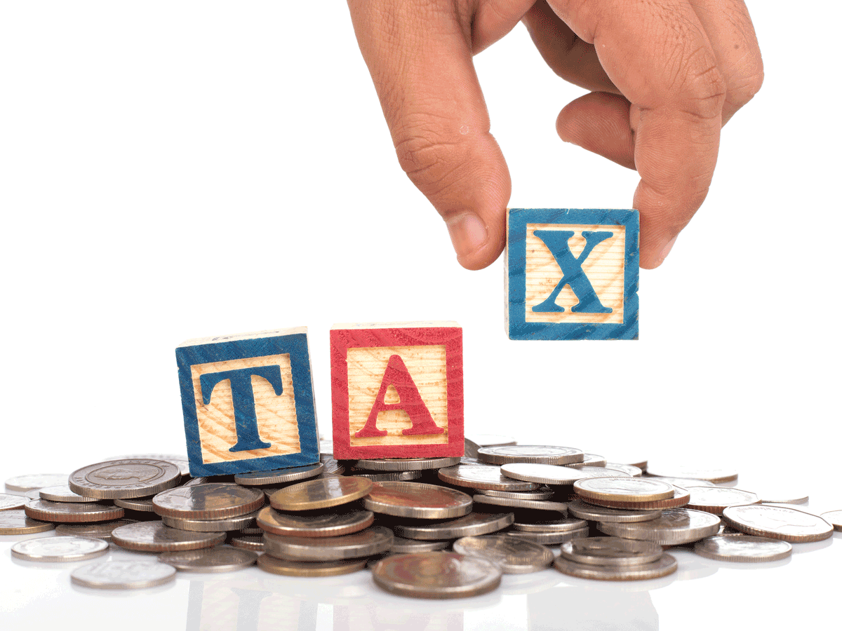 income tax savings: Tax optimiser: Jalan can save over Rs 30,000 in tax if  he invests in NPS, gets these allowances - The Economic Times