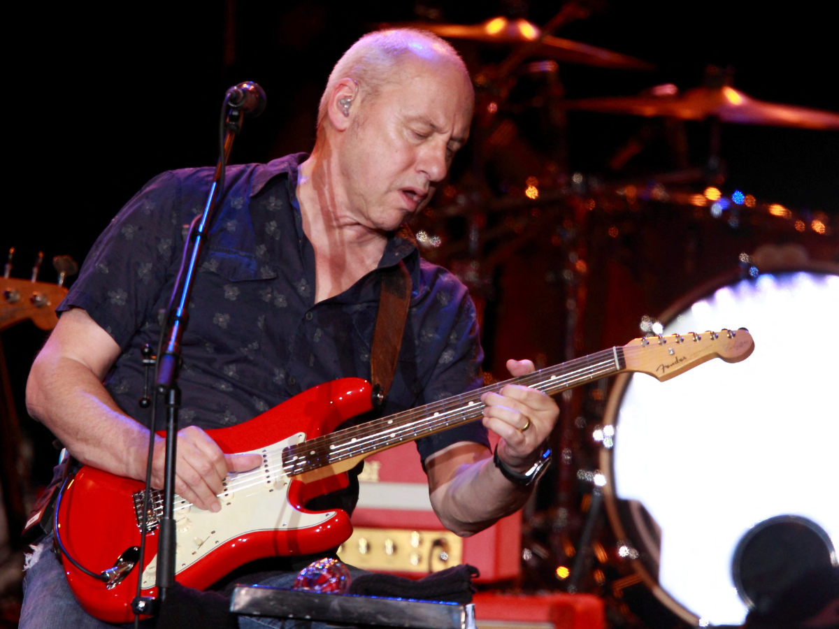 Mark Knopfler: Dire Straits star Mark Knopfler sells guitars for millions  at auction, know the cost - The Economic Times