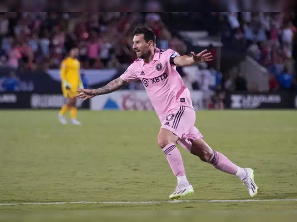 Lionel Messi scores again, Inter Miami tops Philadelphia 4-1 to