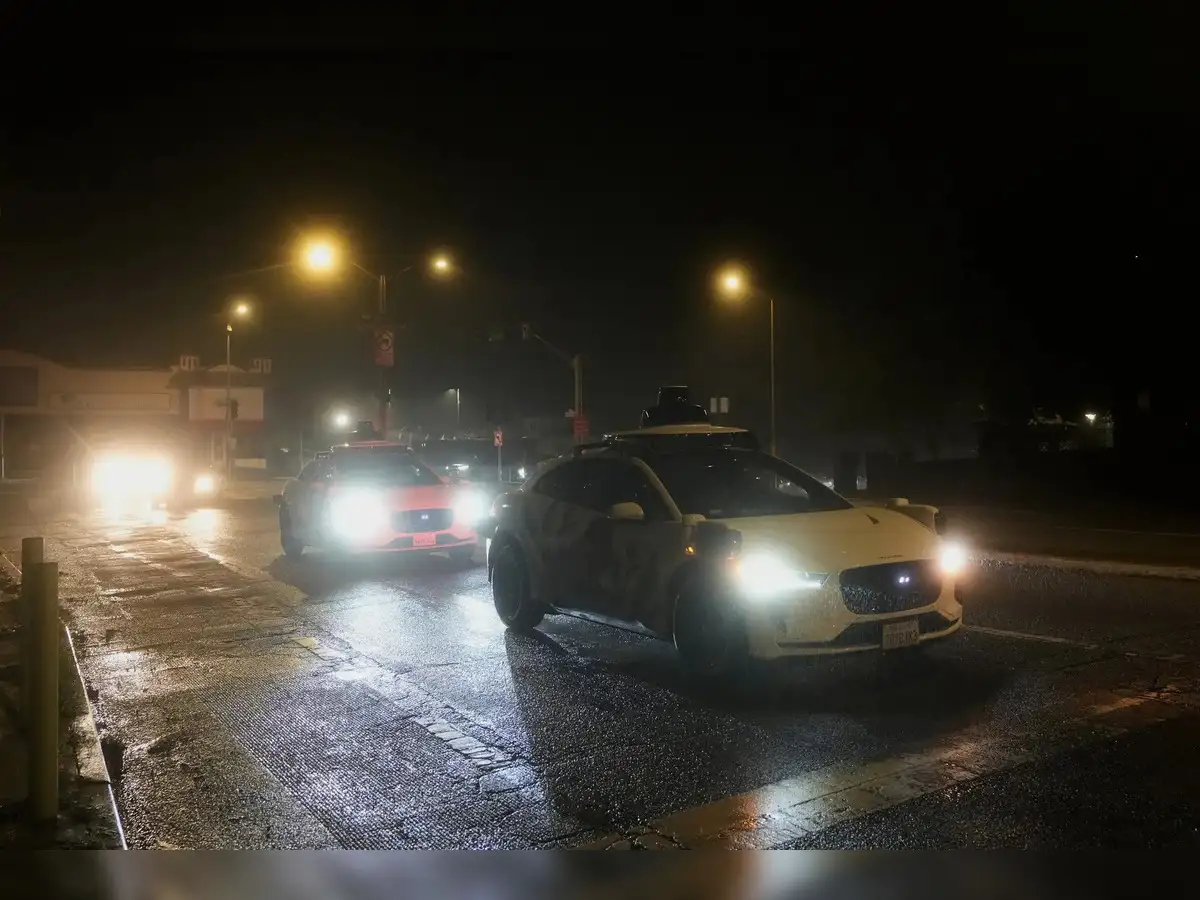 Waymo suspended service in San Francisco after problems during power outage