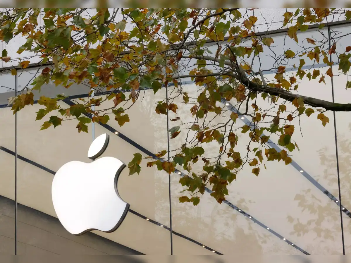 Apple: Apple slides to eight-week low after second rating downgrade in ...