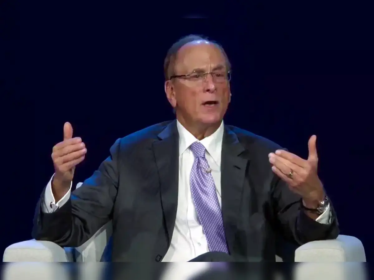 Larry Fink of BlackRock Warns AI Growth May Exacerbate Wealth Inequality