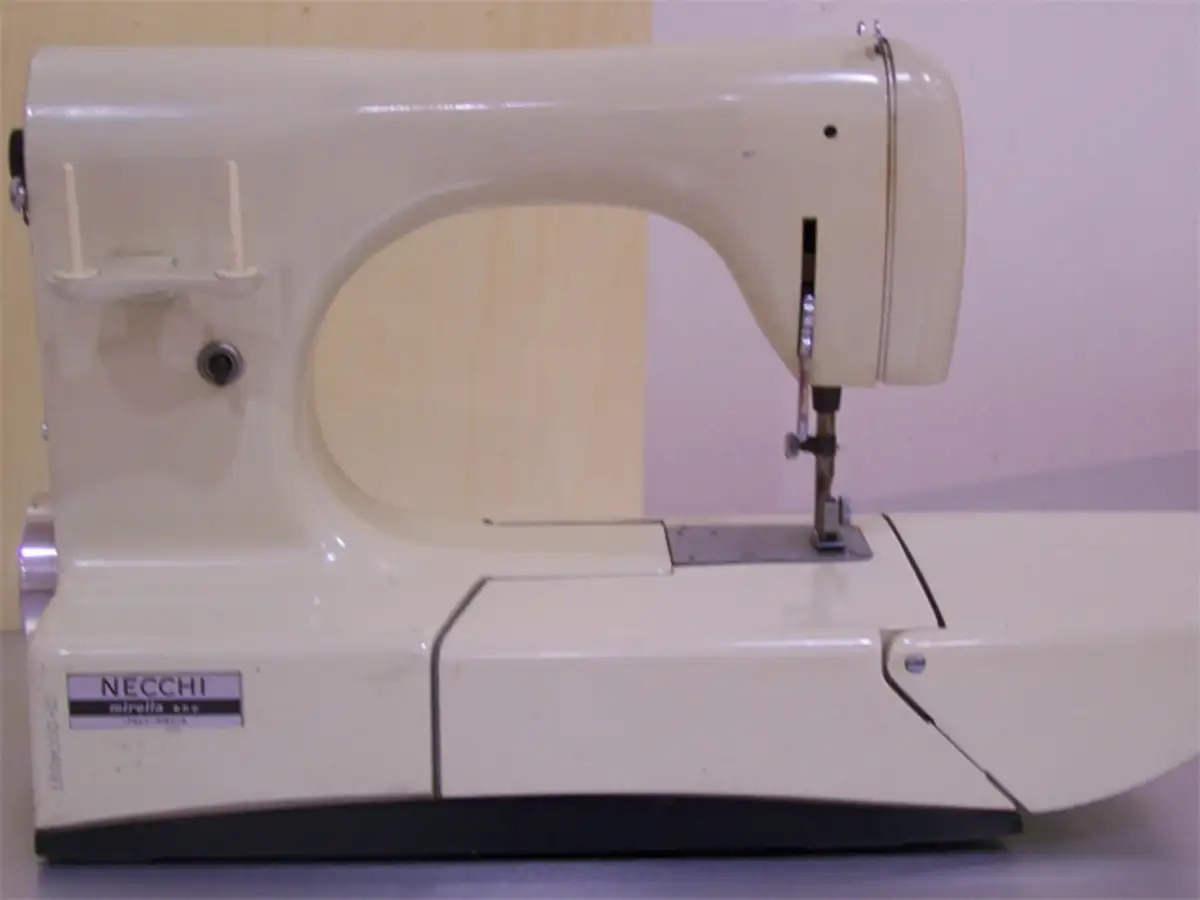 usha barbie sewing machine price