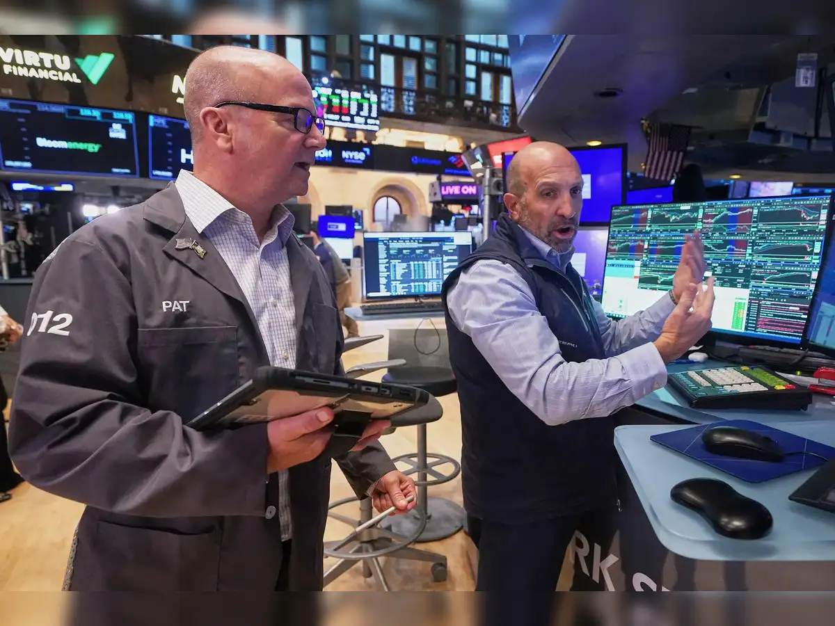 US stock market rising Amazon Netflix Tesla Palantir boost Wall Street  confidence: US stock market rising sharply today: Why is Dow Jones, S&P  500, Nasdaq climbing? Amazon, Netflix, Tesla, and Palantir boost