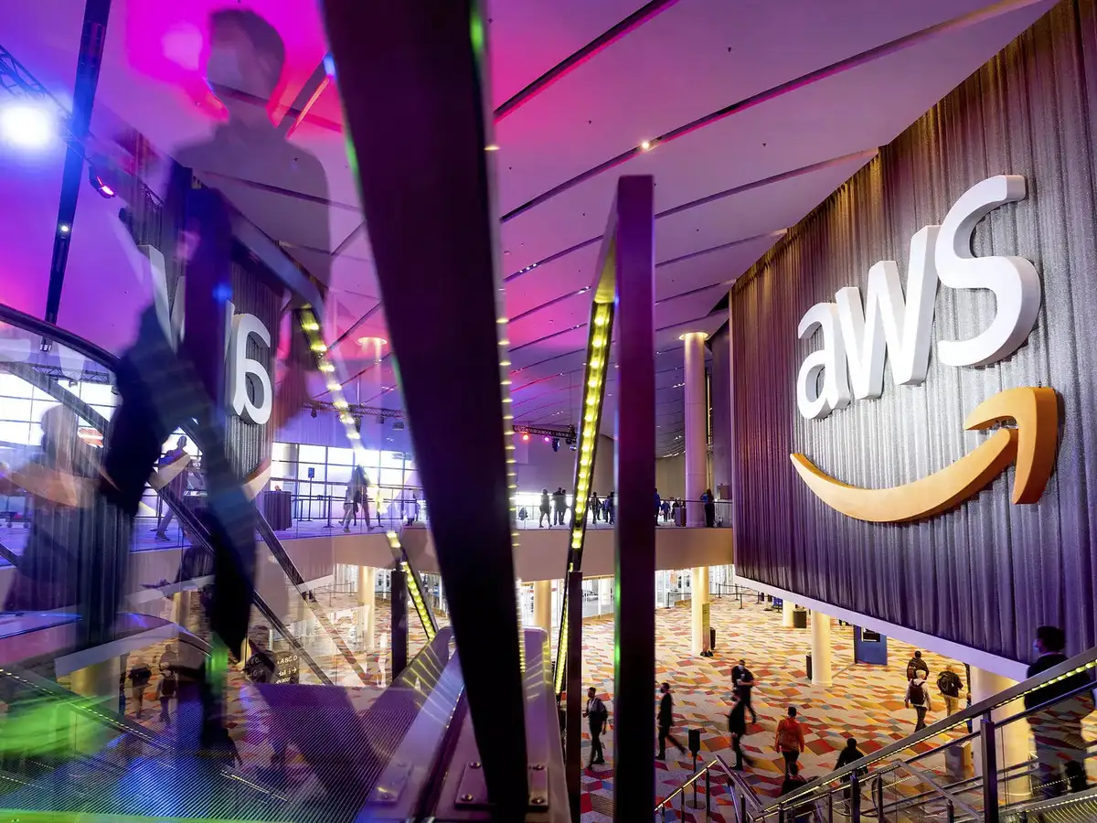 Netflix Down: AWS recovers from brief outage affecting third ...