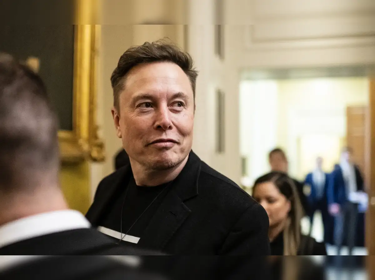 Elon Musk seeks dismissal of SEC's lawsuit regarding his 2022 Twitter stake - The Economic Times