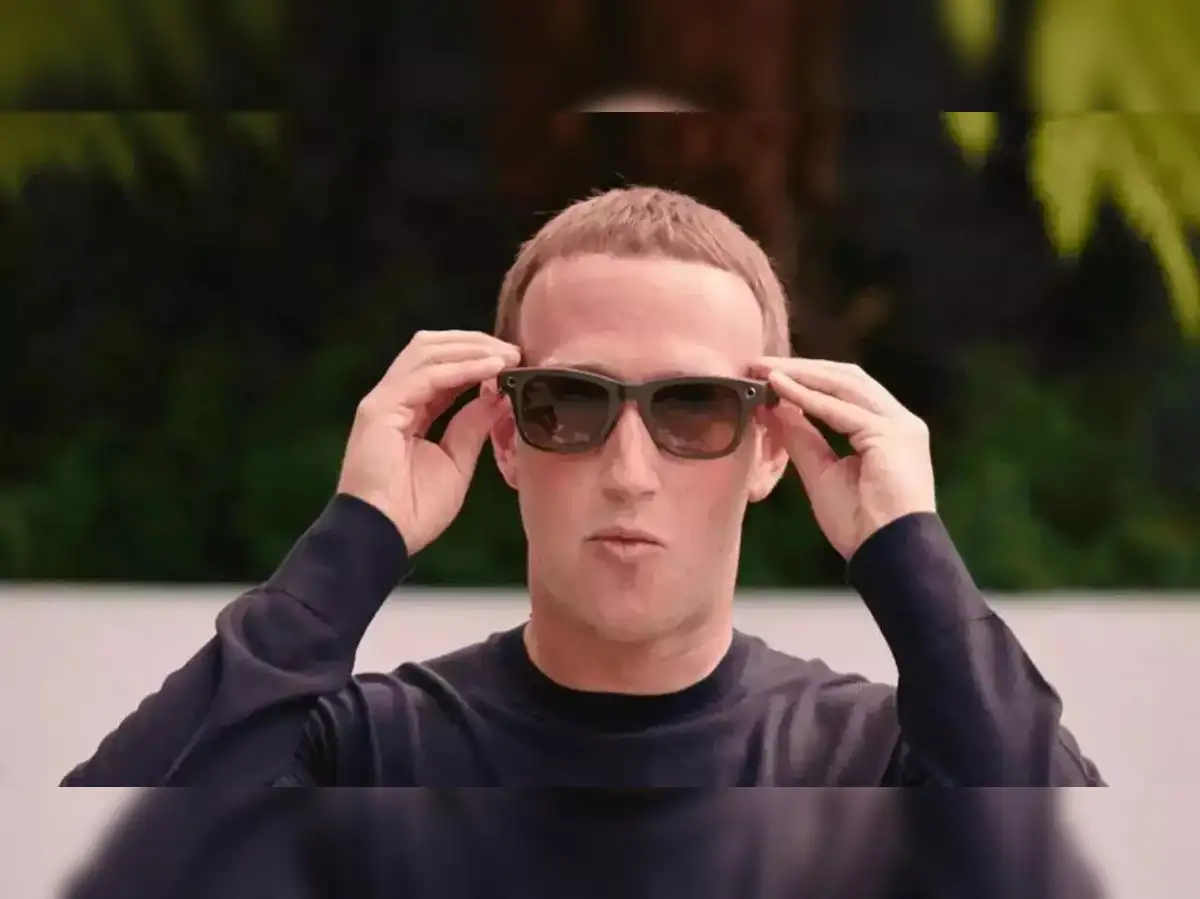 Meta plans to add facial recognition technology to its smart glasses - The Economic Times