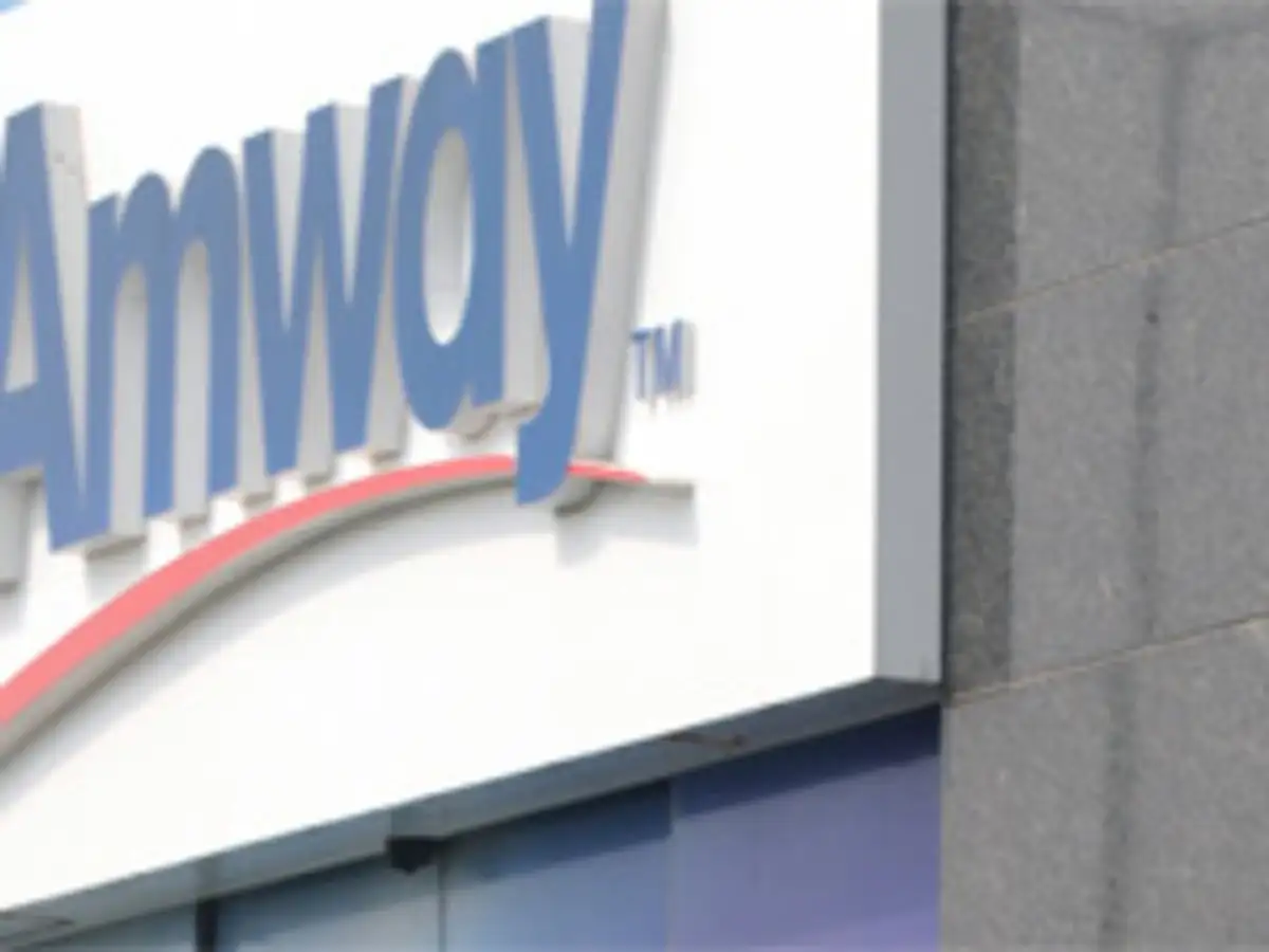 Amway India Launches New Products For Men And Women In Bihar The Economic Times Glister sweetshot mint gives instant confidence of fresh breath anytime, anywhere. amway india launches new products for
