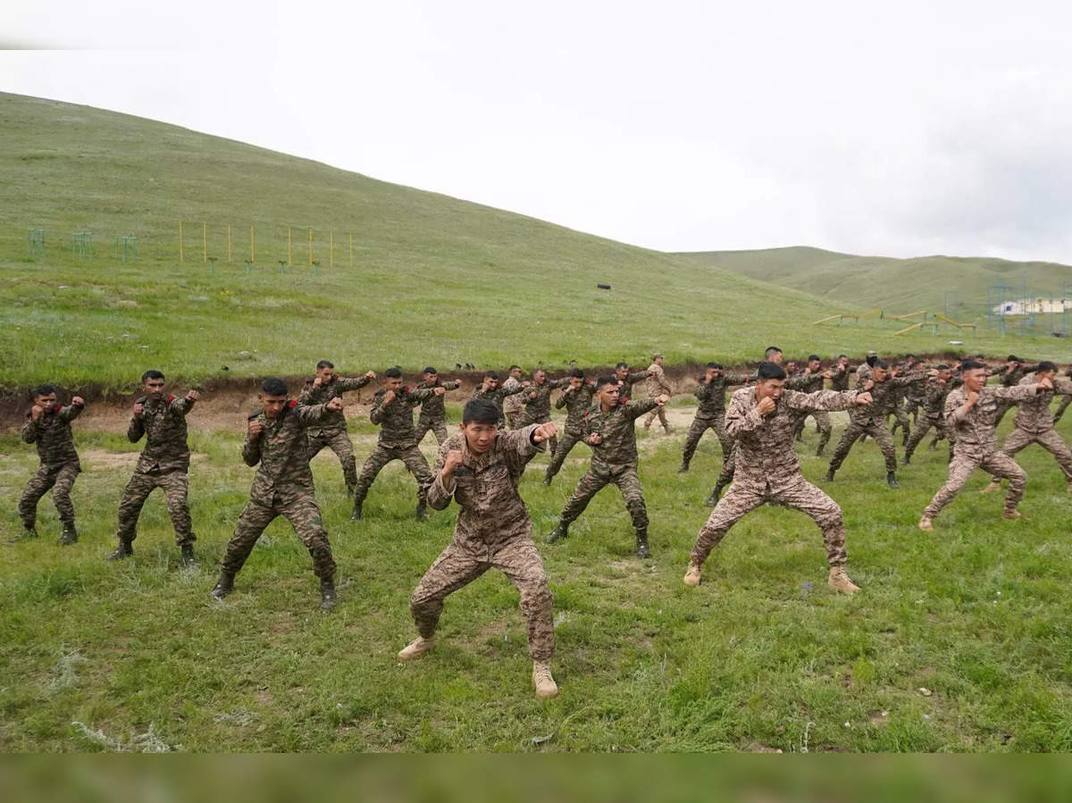 Indian Army : Common uniform for Brigadier and above ranks