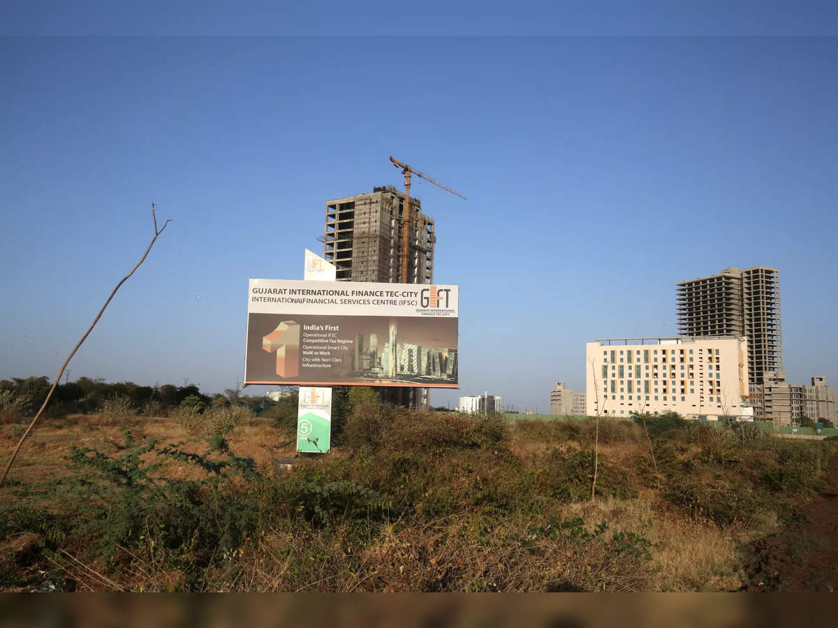 Gujarat GIFT city has been holding its breath for greatness. It's a  lifeless ghost town now