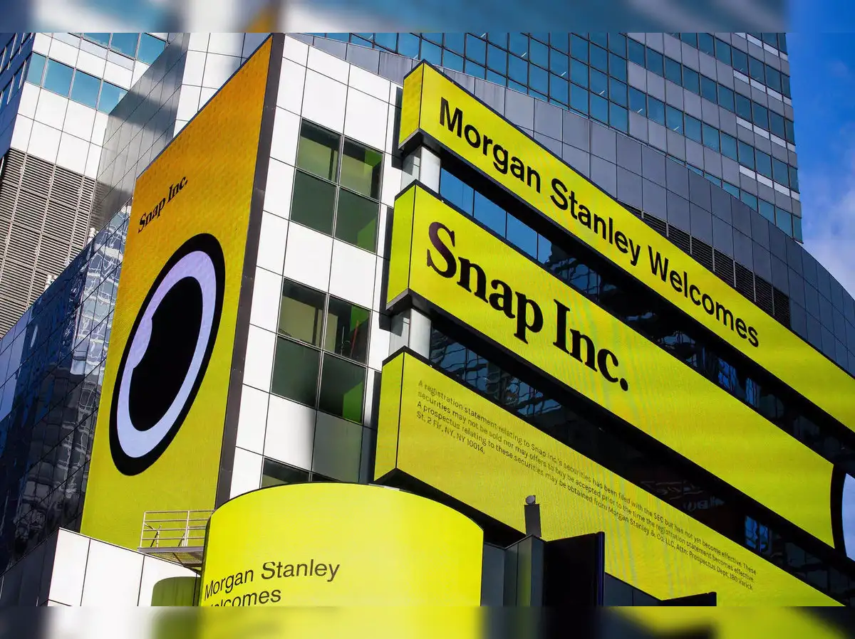 Snap's revenue growth slowest in over a year as competition, ad platform glitch hurt - The Economic Times