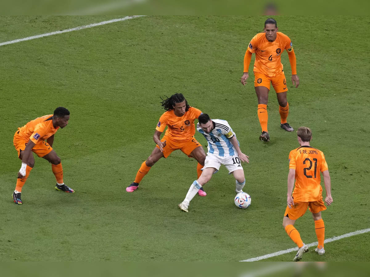 Argentina 2 (4) Netherlands 2 (3): Emi Martinez saves TWO