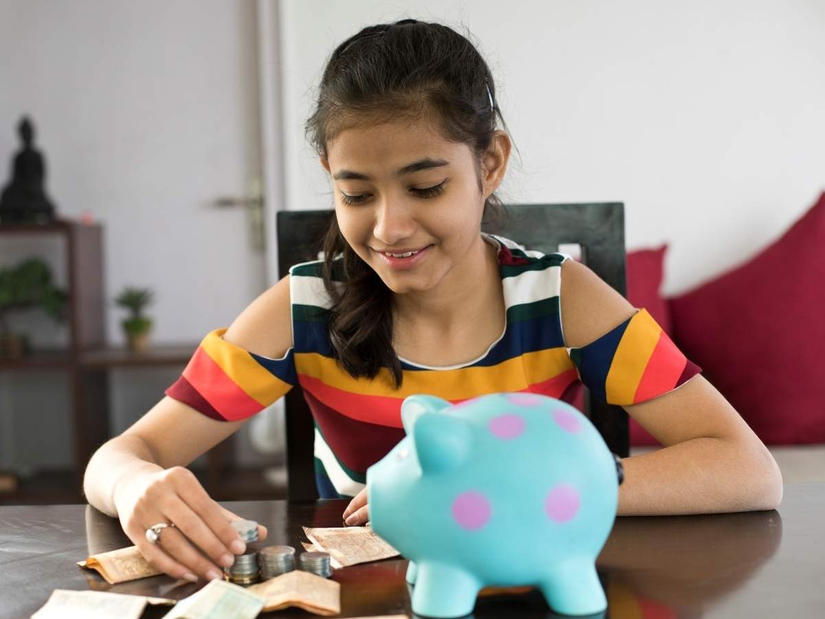Investing Guide for Teens: Money and relationships: 4 guidelines to follow to help your teenage child understand the basics of investing - The Economic Times