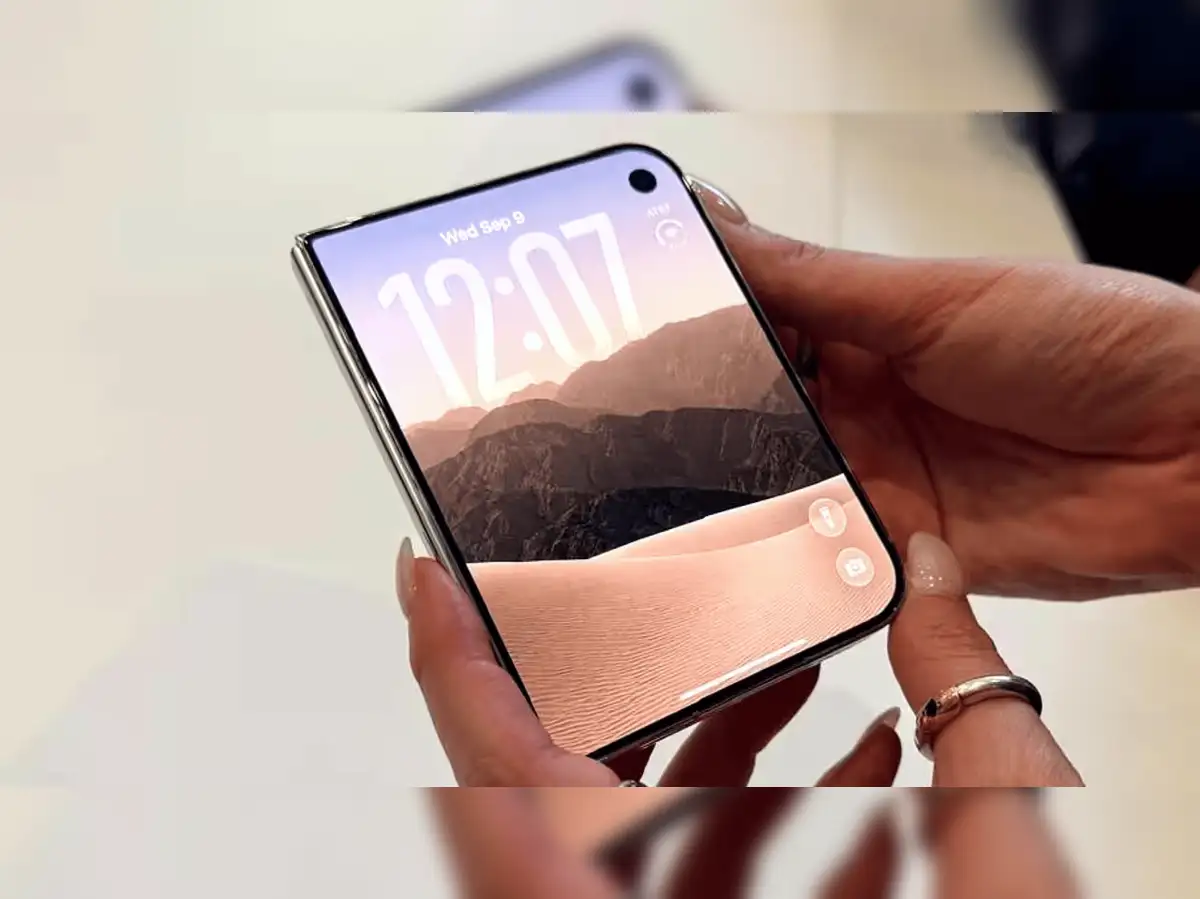 Apple plans to sell six million iPhone Duo units this year: Report