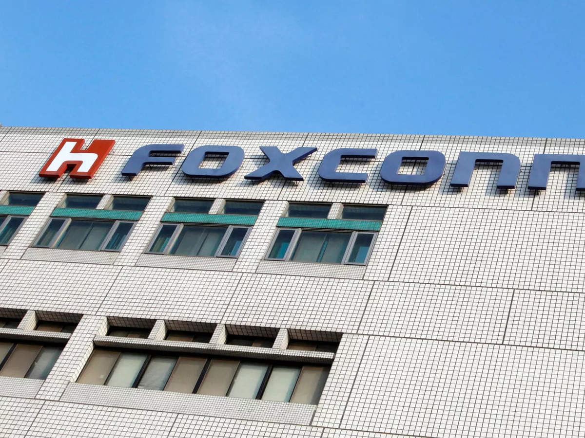 apple: foxconn to gradually resume operations at tn plant; facility under probation by apple - the economic times