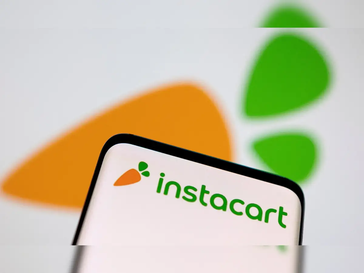 Instacart explores a sale