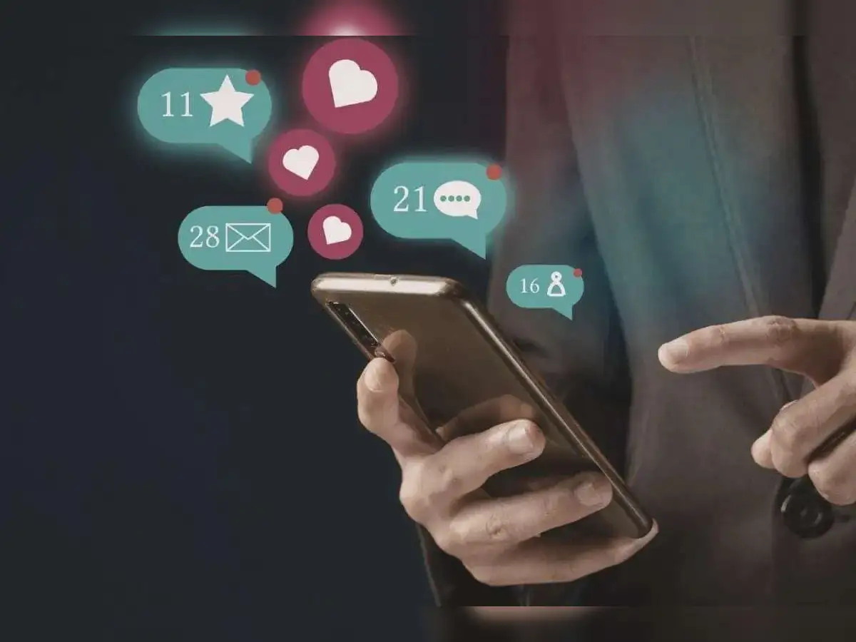 US lawmakers take on AI chatbots, fraud in new bills