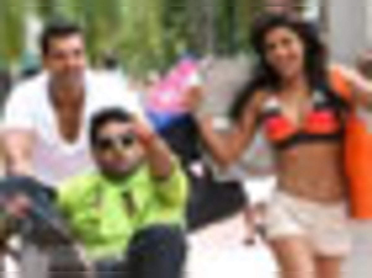 Dostana full best sale movie download