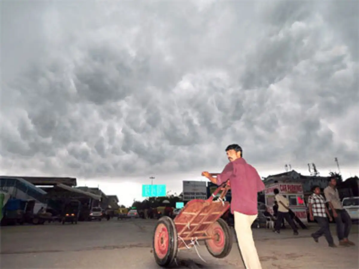 Cloudy Weather To Prevail Across Most Parts Of Northwest India For Next 24 Hours The Economic Times
