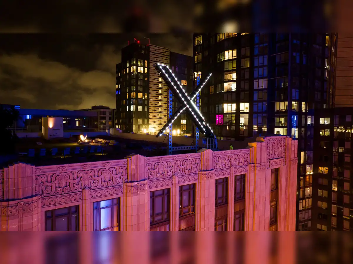 Tech firms must block unsolicited nude images under new UK rules - The Economic Times