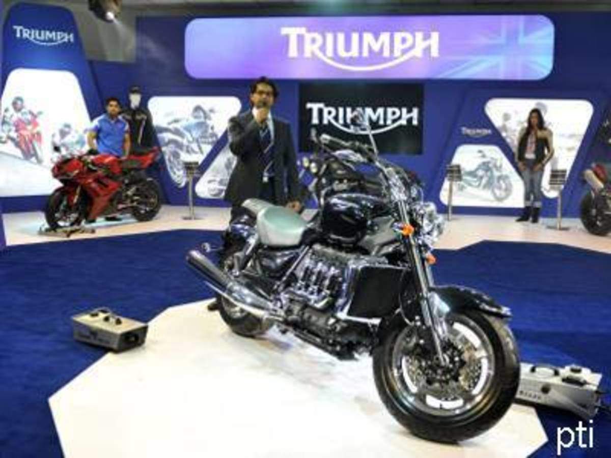 Triumph Launches New Bike Daytona 675 Price Rs 10 15 Lakh The Economic Times