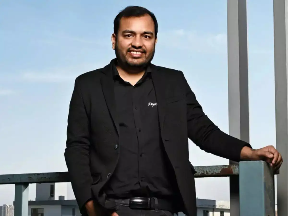 PhysicsWallah Reports ₹205 Crore Revenue in First 20 Days of Online Batches