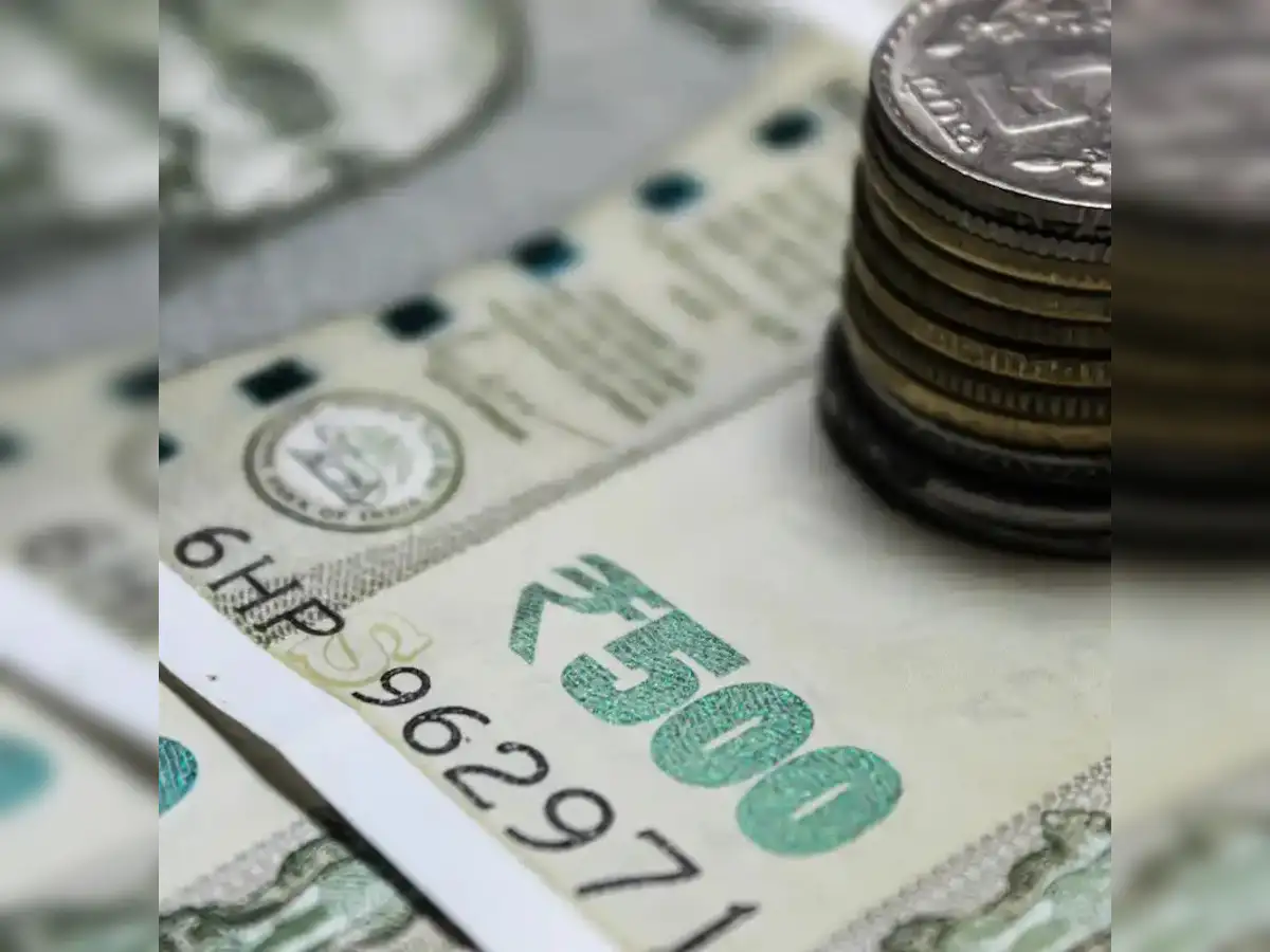 Rupee breaches 91/USD mark 2nd time in a month, ends 14 paise lower - The  Economic Times