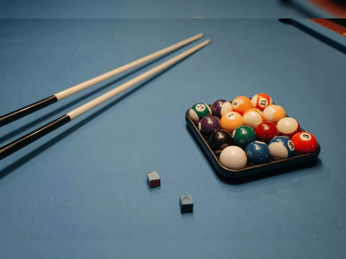 snooker cue stick Snooker Cue Sticks - Strike success with the ideal billiard pool stick