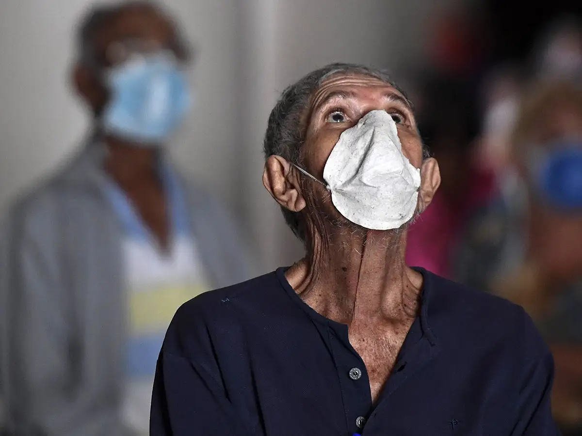Breathless, weak, many patients seek help after COVID-19 recovery - The Economic Times