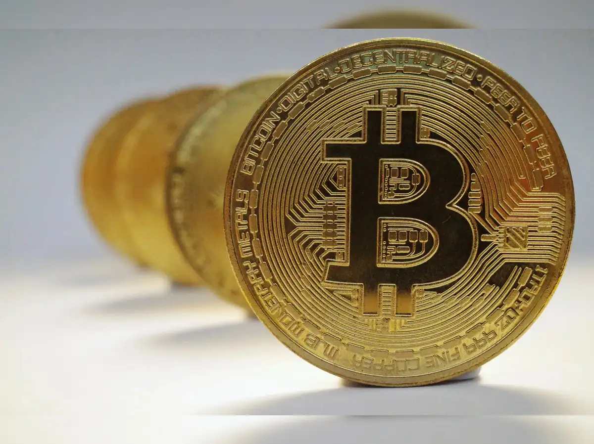 Best time to invest in Bitcoin 2025: $400K Bitcoin? CEO of $100 billion AMC  makes stunning call — what this means for you - The Economic Times