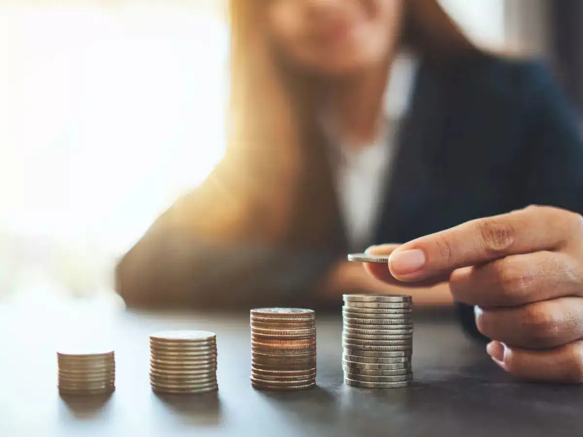 Free investment platforms, fintech apps: Hidden costs, aggressive upselling and conflicts of interest