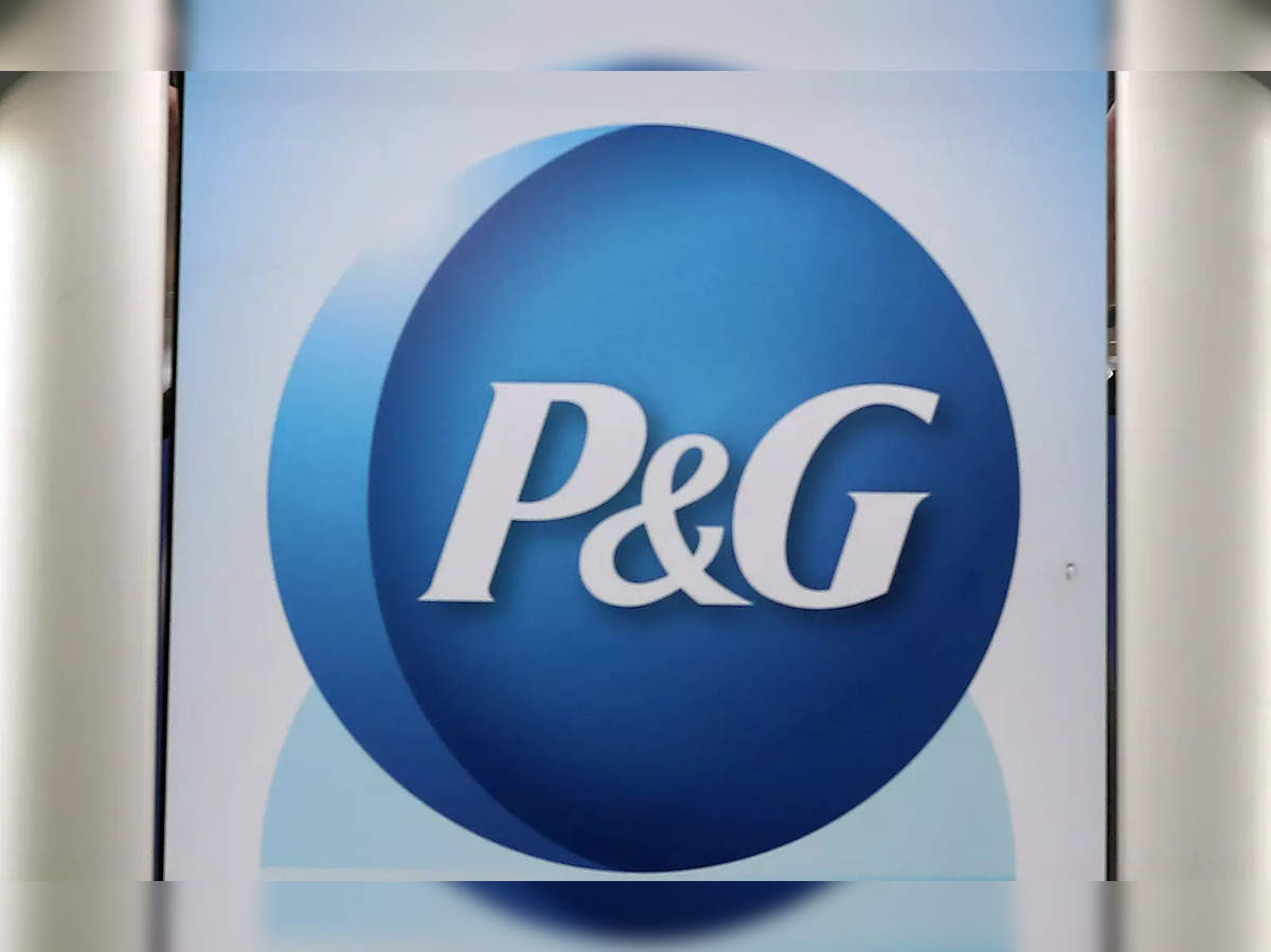 Procter & Gamble misses sales expectations amid 'challenging