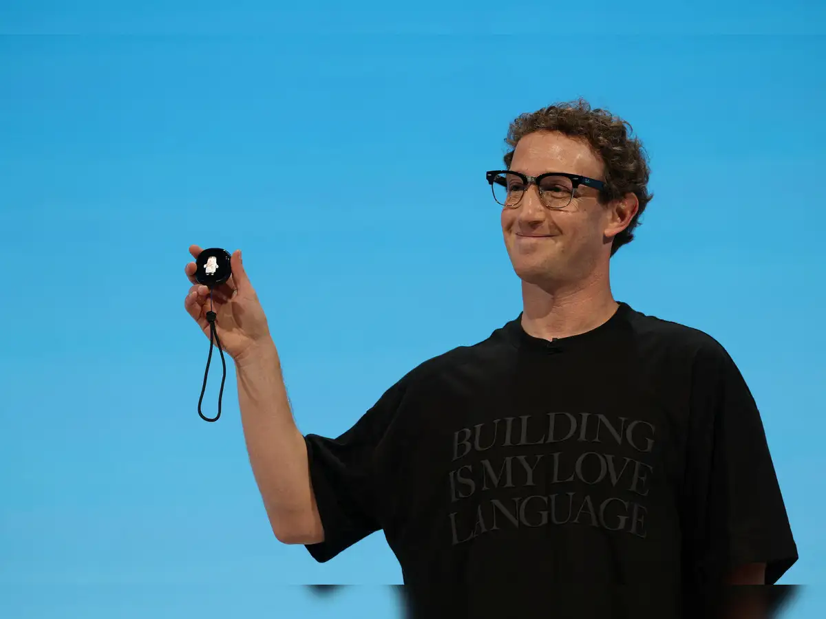 Photograph accompanying Meta gave Muse Charm its own 5G modem so its AI agent can work without Wi-Fi