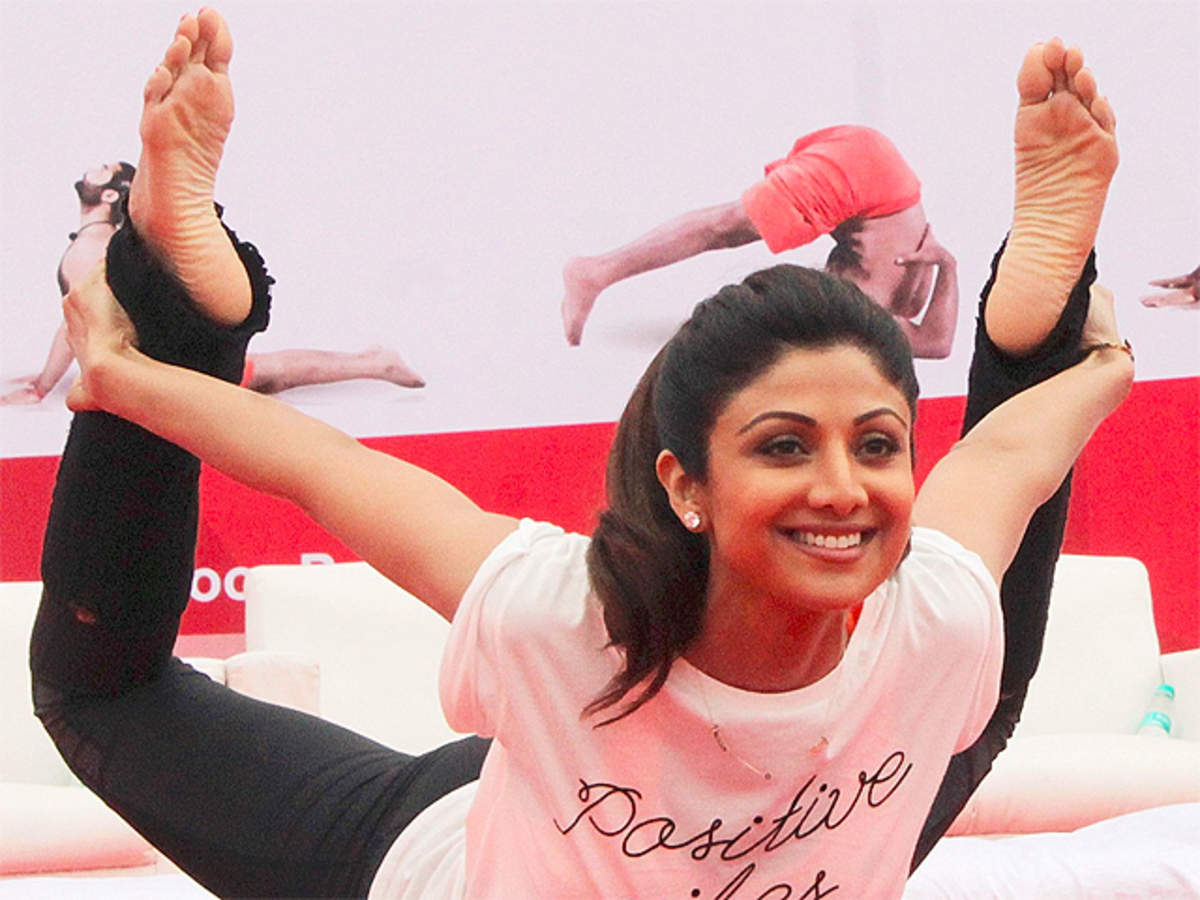 Yoga should be kept away from politics: Shilpa Shetty - The Economic Times