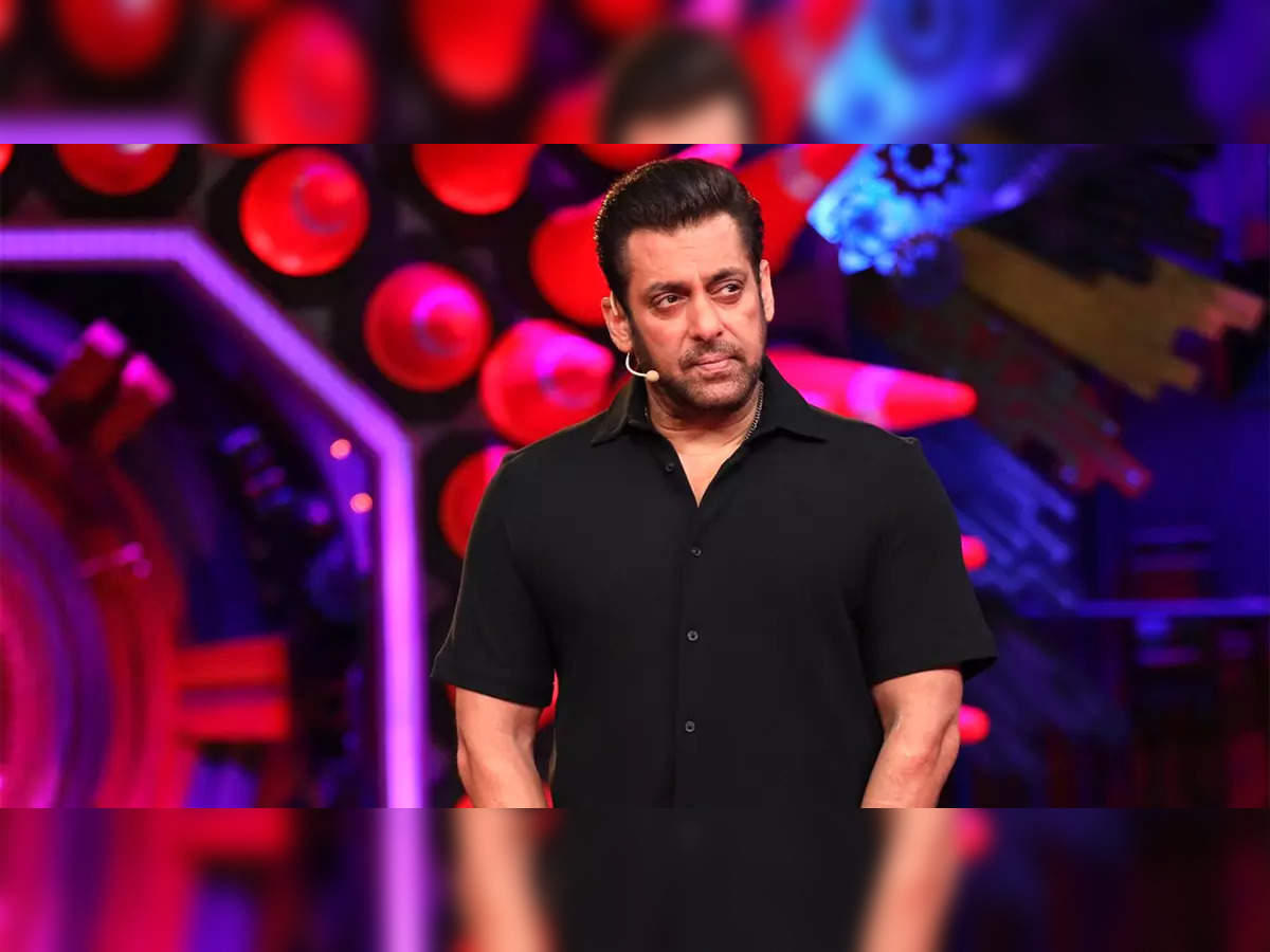 Salman Khan Big Xxx Video - Salman Khan Death Threat: Bigg Boss OTT 2: Salman Khan receives death  threats after confrontation; evicted contestant Aashika Bhatia leaves house  on emotional note - The Economic Times