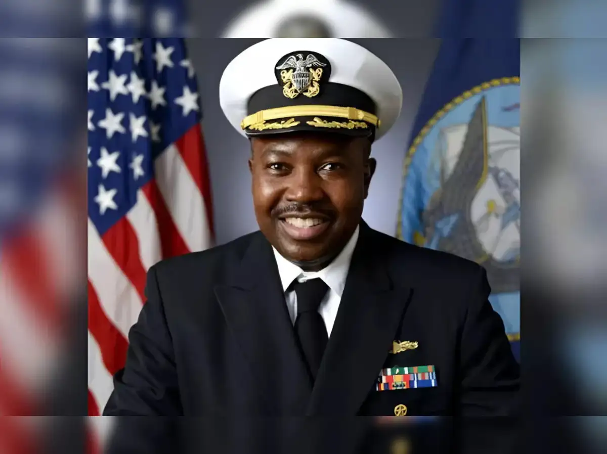 US Navy fires destroyer USS Mason commander mid-training exercise, names replacement