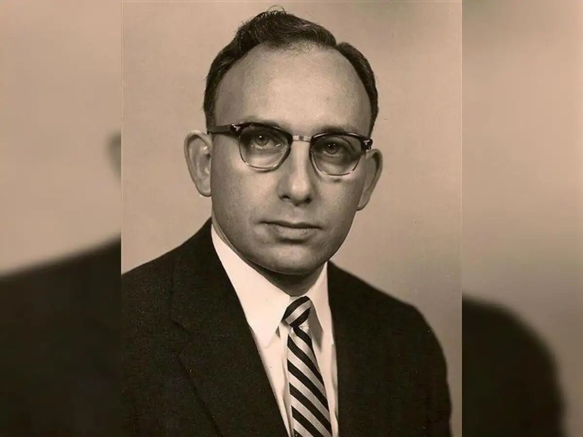 Norman Joseph Woodland: US inventor of bar code Norman Joseph Woodland ...