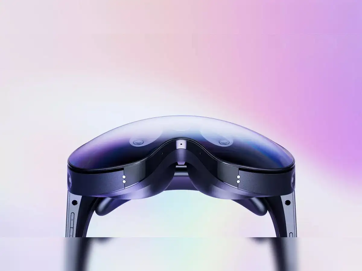 Meta Quest Pro headset: Meta unveils $1,500 Quest Pro VR headset. Will ...