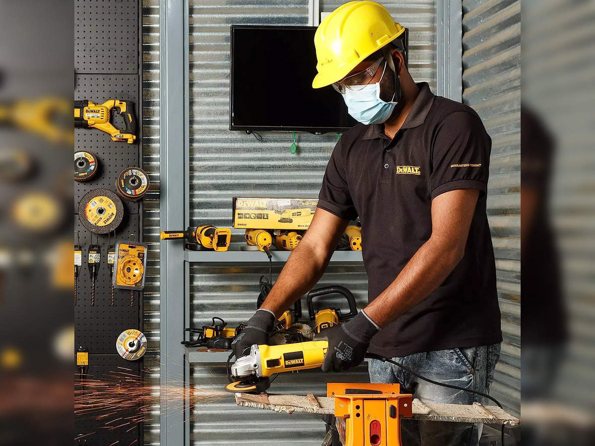 Top 6 Dewalt grinders - Get professional finish with durable angle grinders - The Economic