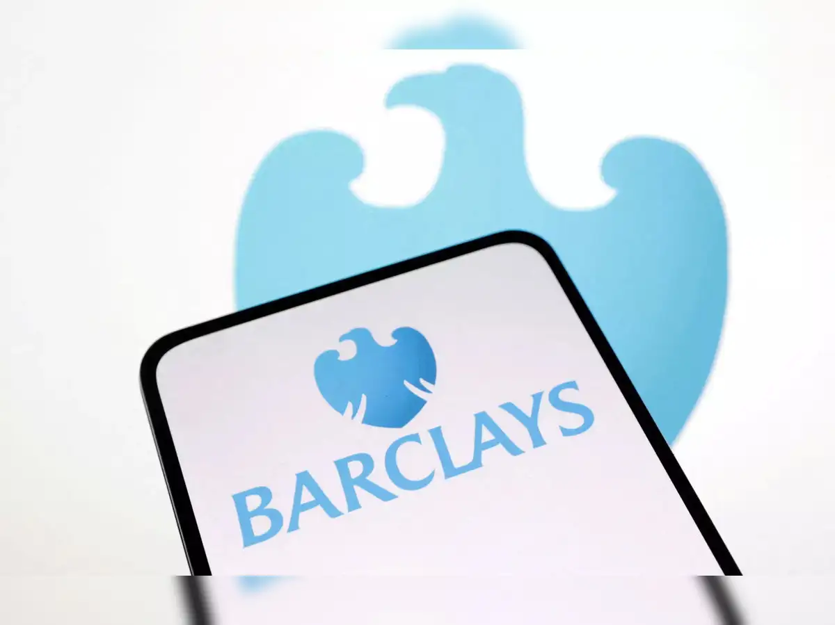 barclays bank: ​Barclays Bank users struggle as online services hit by  technical glitch - The Economic Times