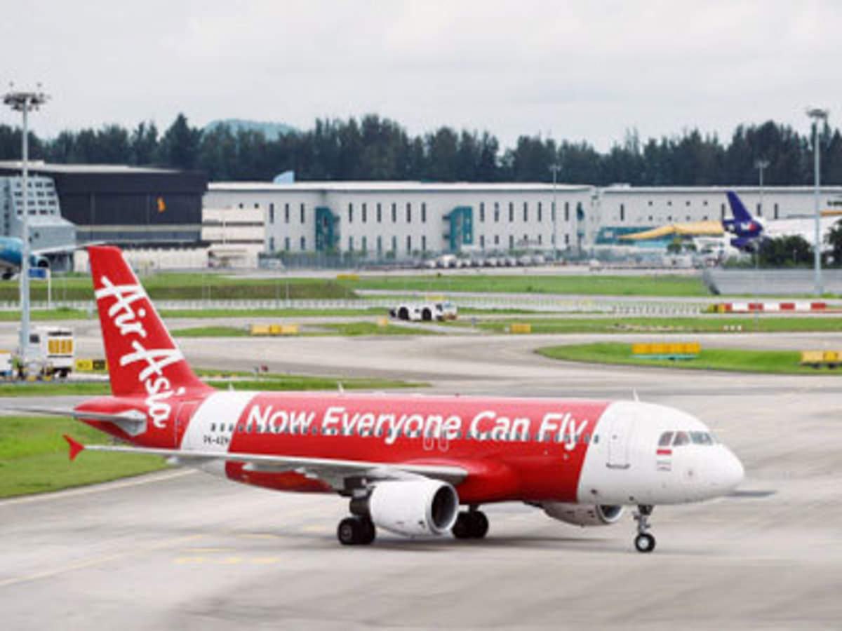Singapore Says Airasia S Surabaya Flight Was Approved The Economic Times