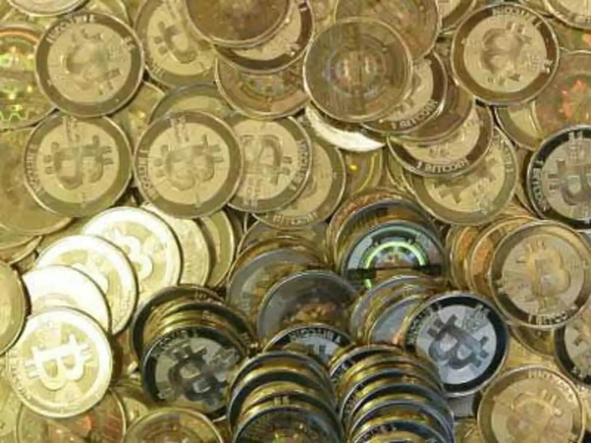 Bitcoin gang gets 67 new e-currencies; value grows to $13 billion - The  Economic Times