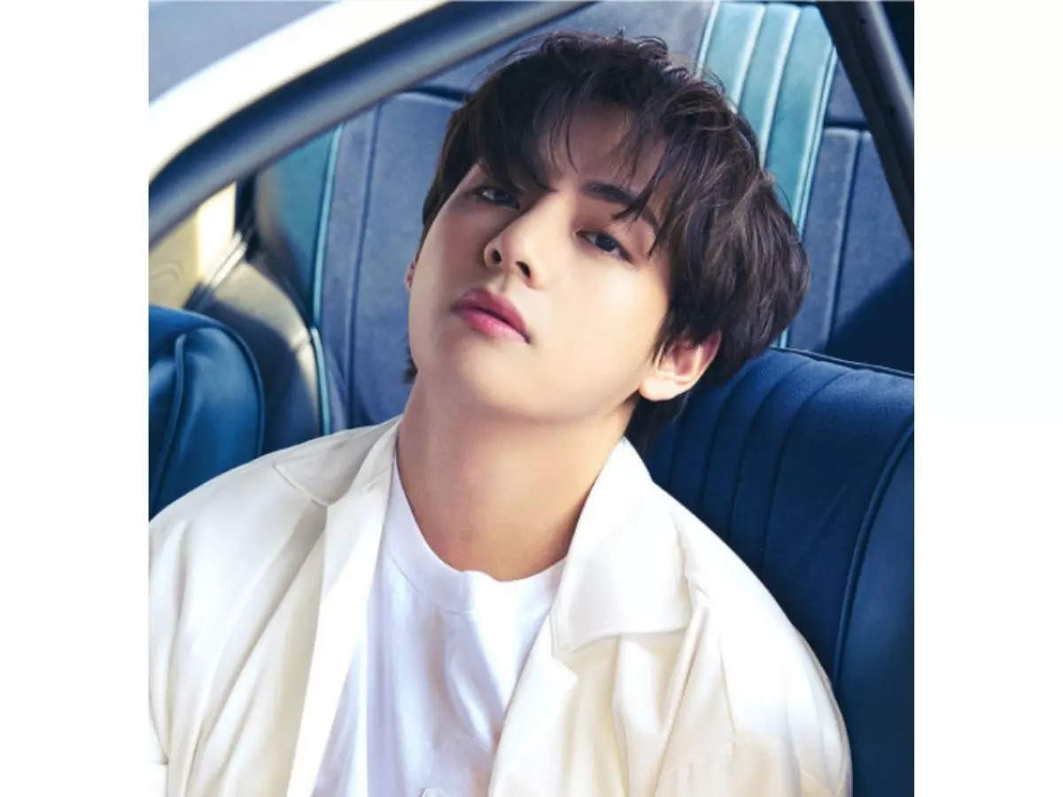 BTS member V recovers from Covid, singer says he is 'feeling good' after  being released from quarantine - The Economic Times