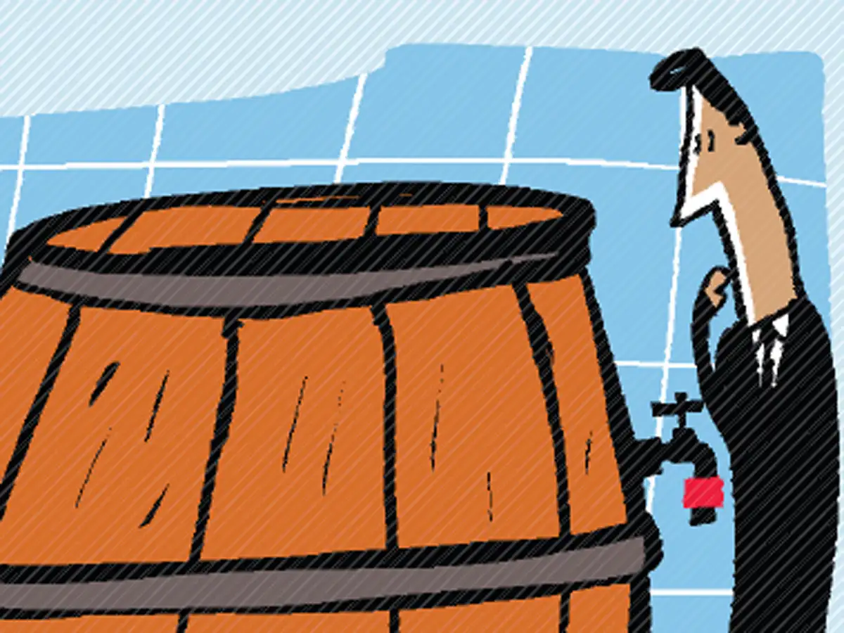 Covid 19 Lockdown Liquor Companies Want Shops To Be Reopened The Economic Times At liquor stores (wine shops, or model shops as we call them in india) it is available at around inr 1400~ for a 750 ml bottle (price in delhi/rajasthan). covid 19 lockdown liquor companies