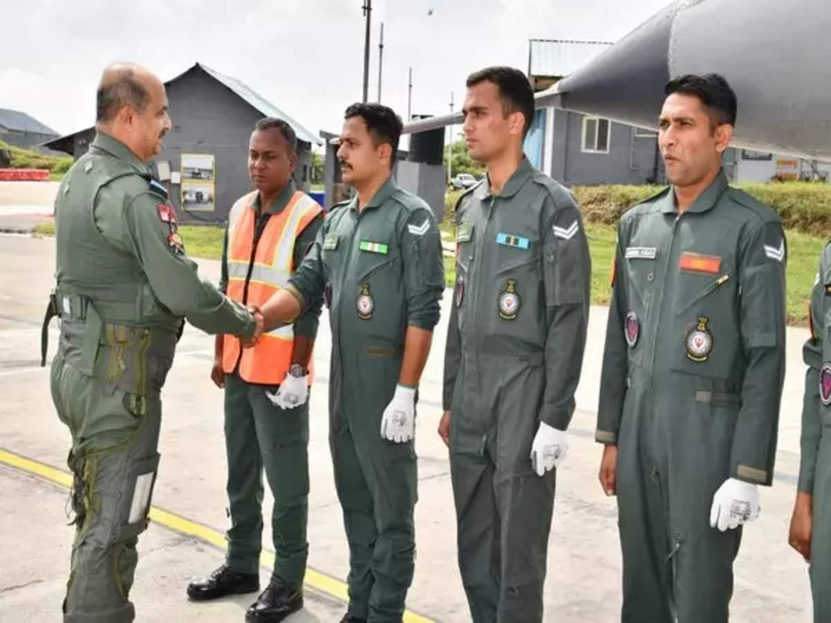 Indian Army Uniform: Indian Army implements common uniform for Brigadier  and above ranks | India News - Times of India