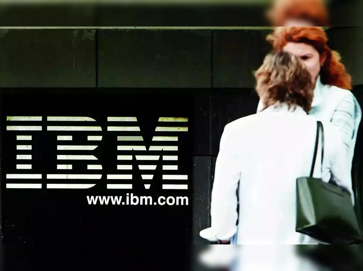 ibm ai chip: IBM mulls using its own AI chip in new cloud service to ...