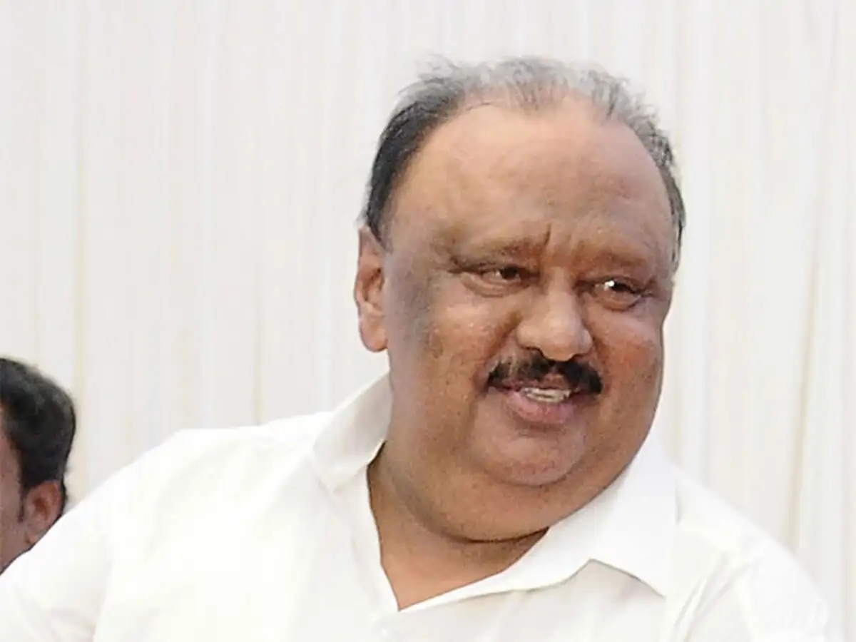 Thomas Chandy: Kerala Transport Minister Thomas Chandy resigns over encroachment charges - The Economic Times