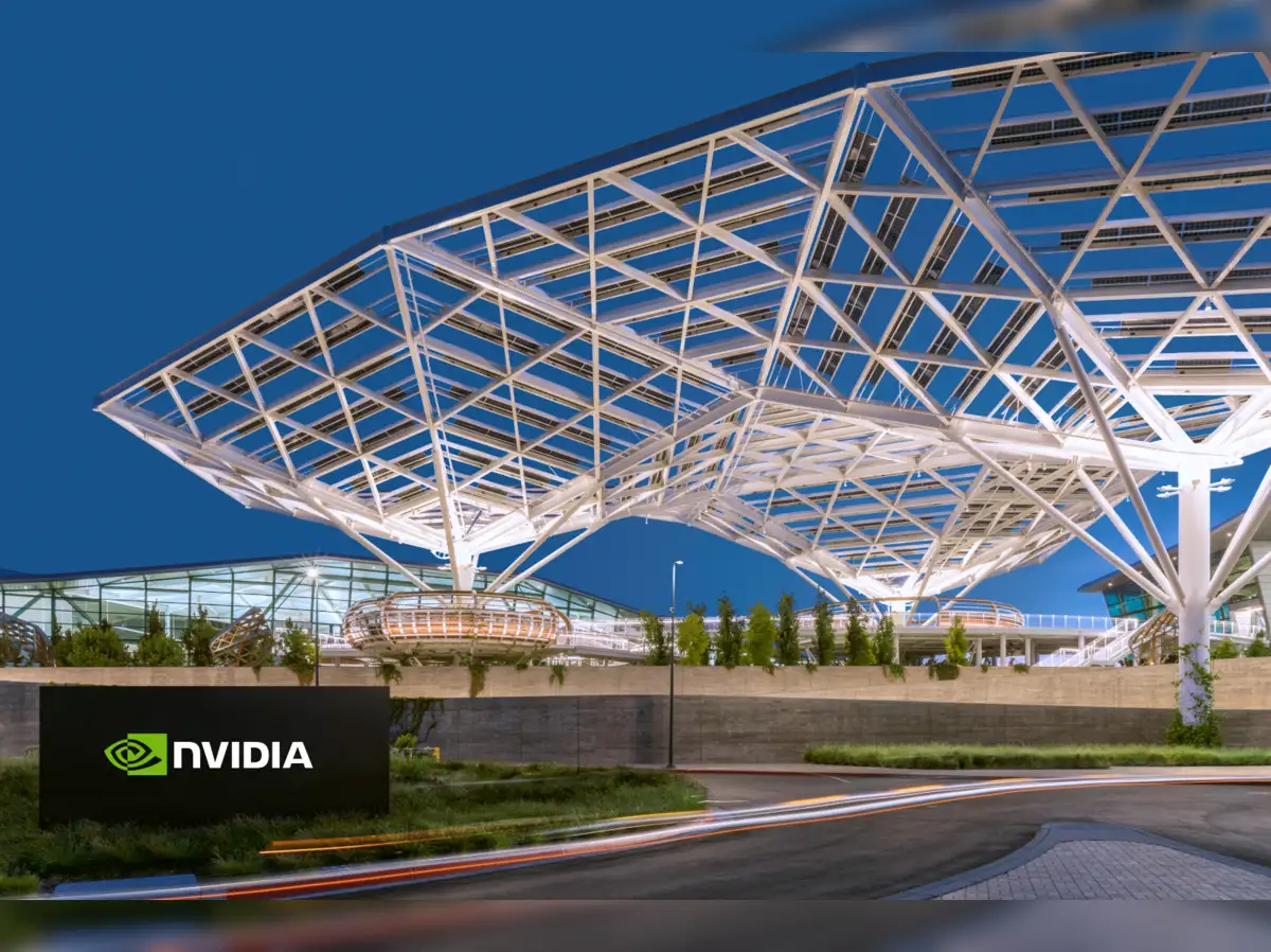 🌍STOCK REPORT:  **NVIDIA: Il Futuro della Robotica e le Opportunità per gli Investitori**